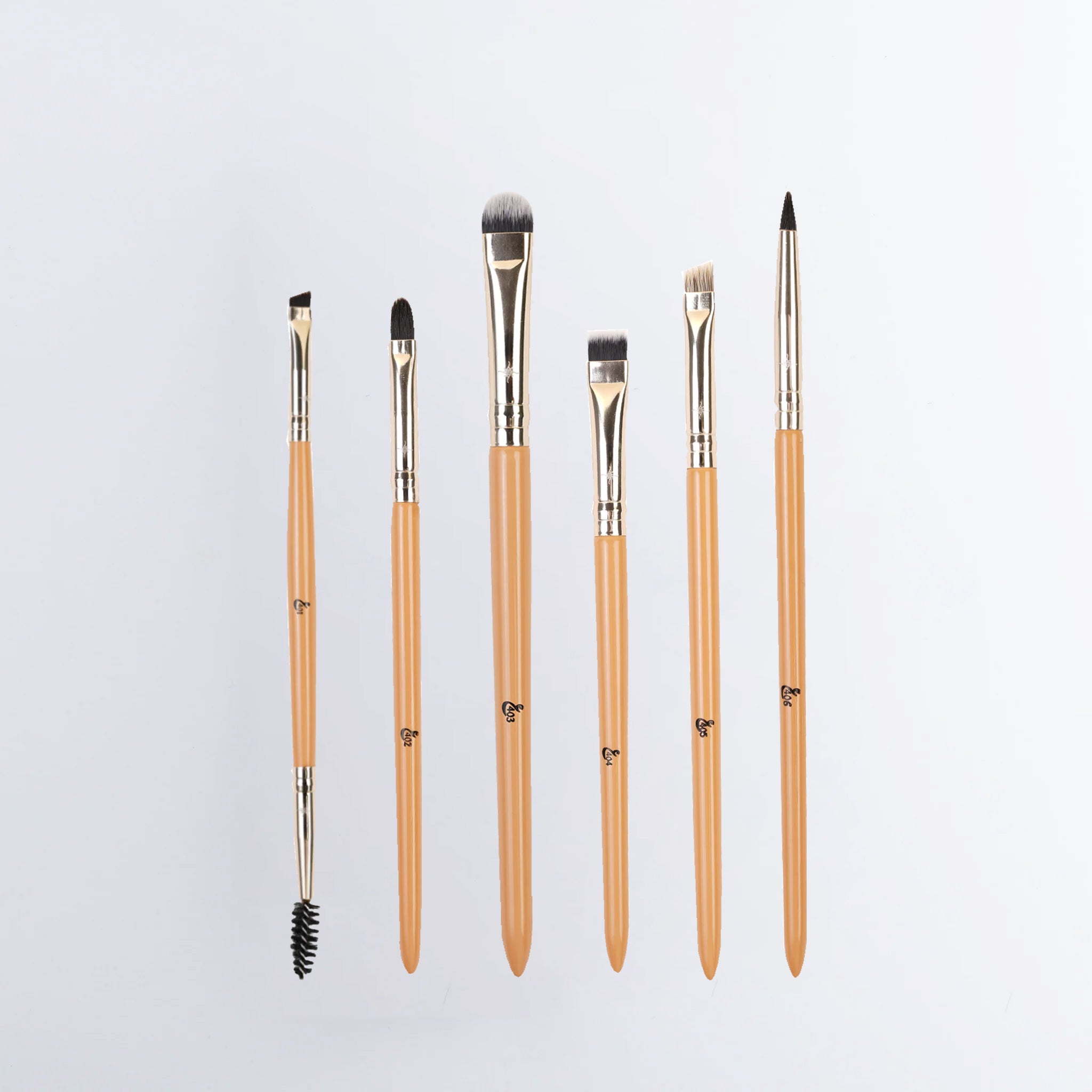 Addoony Beauty individual definition eye brush with fine tip for precise eye makeup application, natural bristle design.