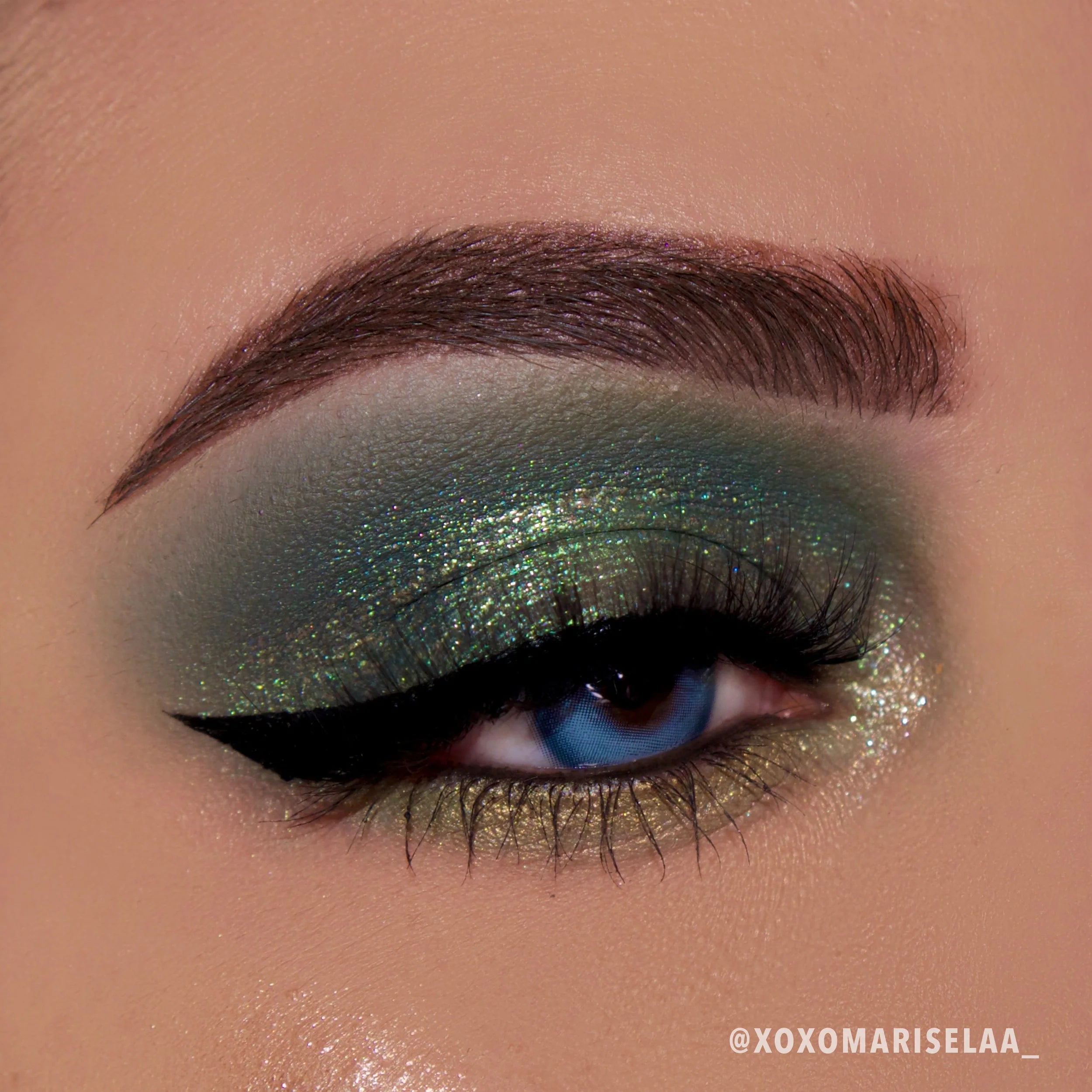 Moira Diamond Daze Liquid Shadow - (Bel Air) مويرا - شادو سائل - بيل إير