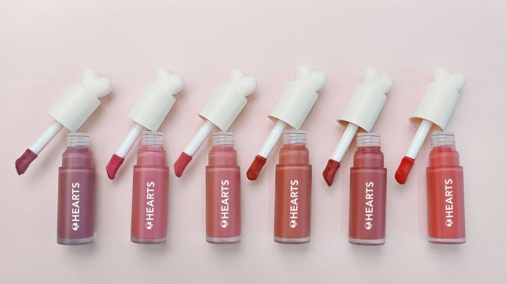 Hearts Liquid Blush Natural Color Light Touch - 01 Mauve أحمر الخدود السائل