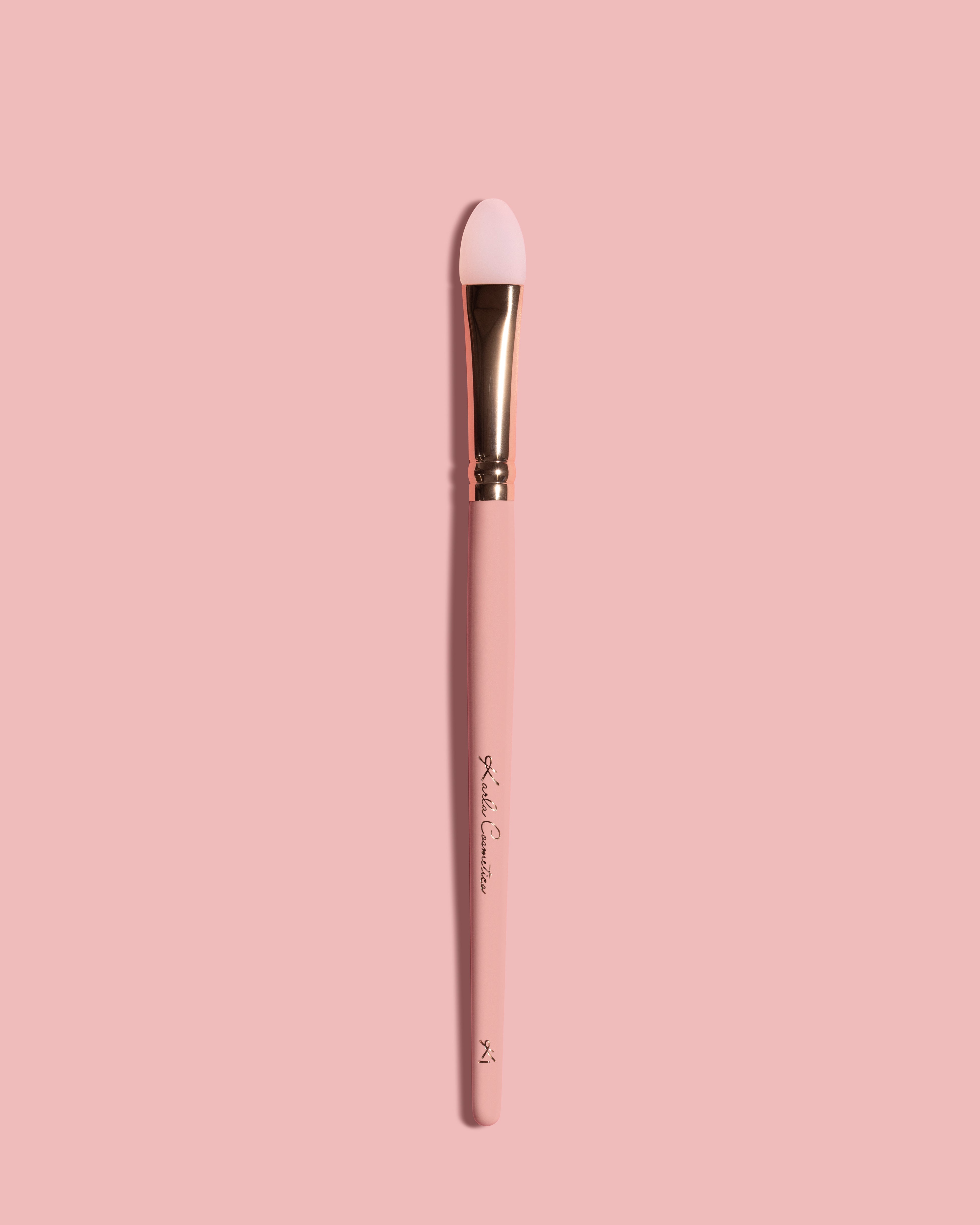 Karla Cosmetics Silicone Brush (Eye and Lip) كارلا كوزمتكس - فرشاة سيليكون للعين والشفاه