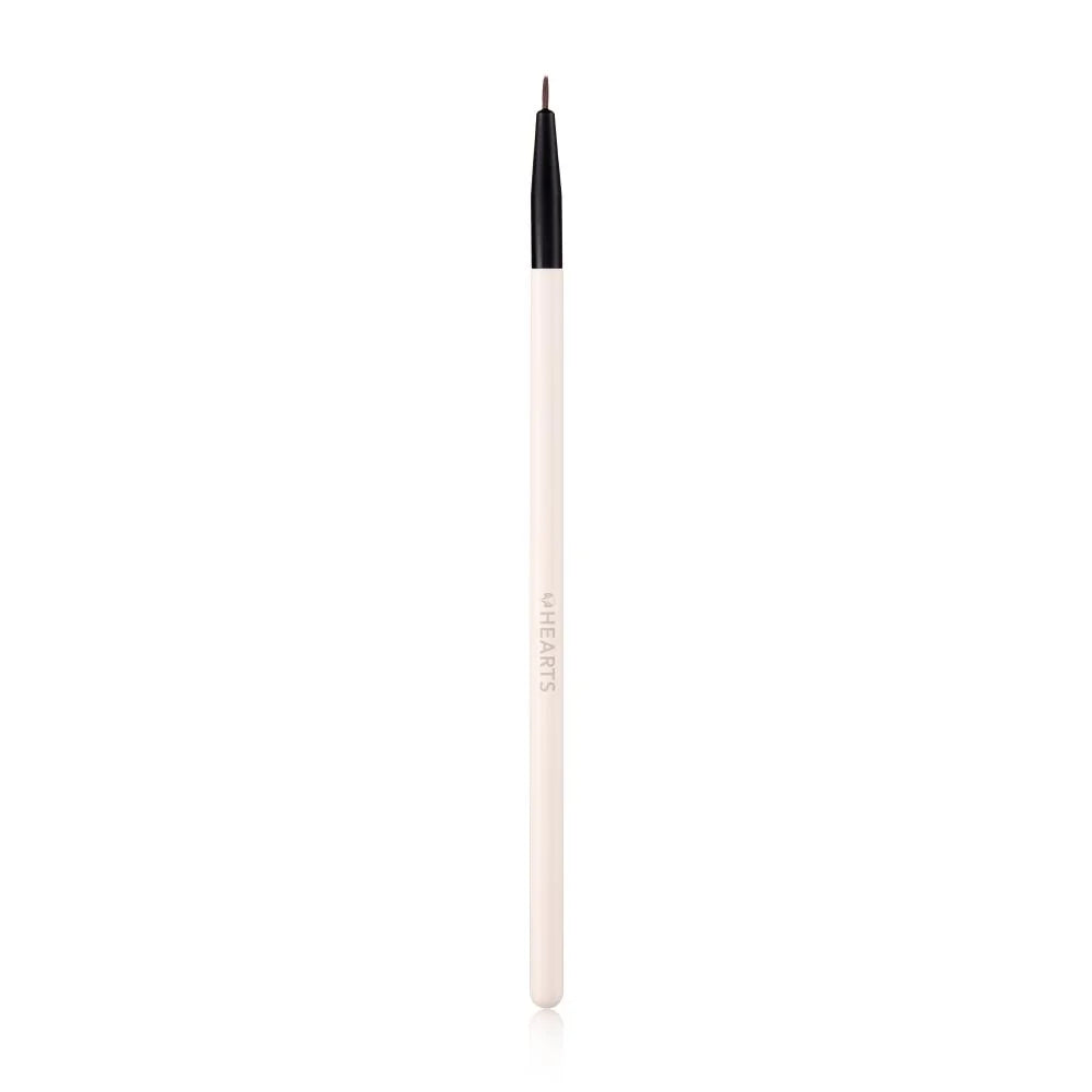 Hearts Precision Eyeliner Brush B009 فرشاة تحديد العيون الدقيقة