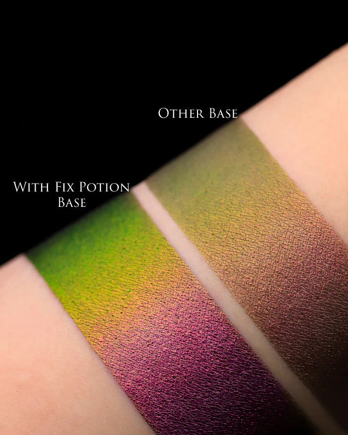 Karla Cosmetics Opal Multichrome Loose Eyeshadow (Bed Bug) ظلال عيون كارلا كوزمتكس أوبال متعدد الألوان (بد بج)