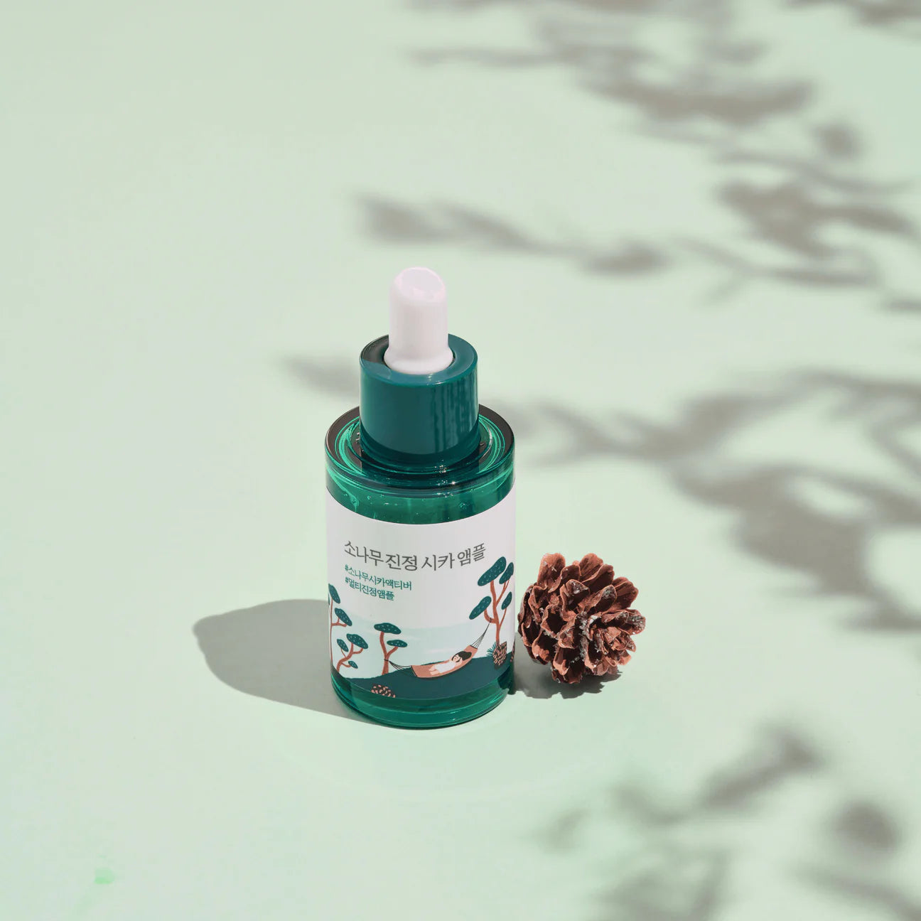 Round Lab -Pine Calming Cica Ampoule_30ml راوند لاب - سيروم سيكا لتلطيف وتهدئة البشرة بالصنوبر 30 مل