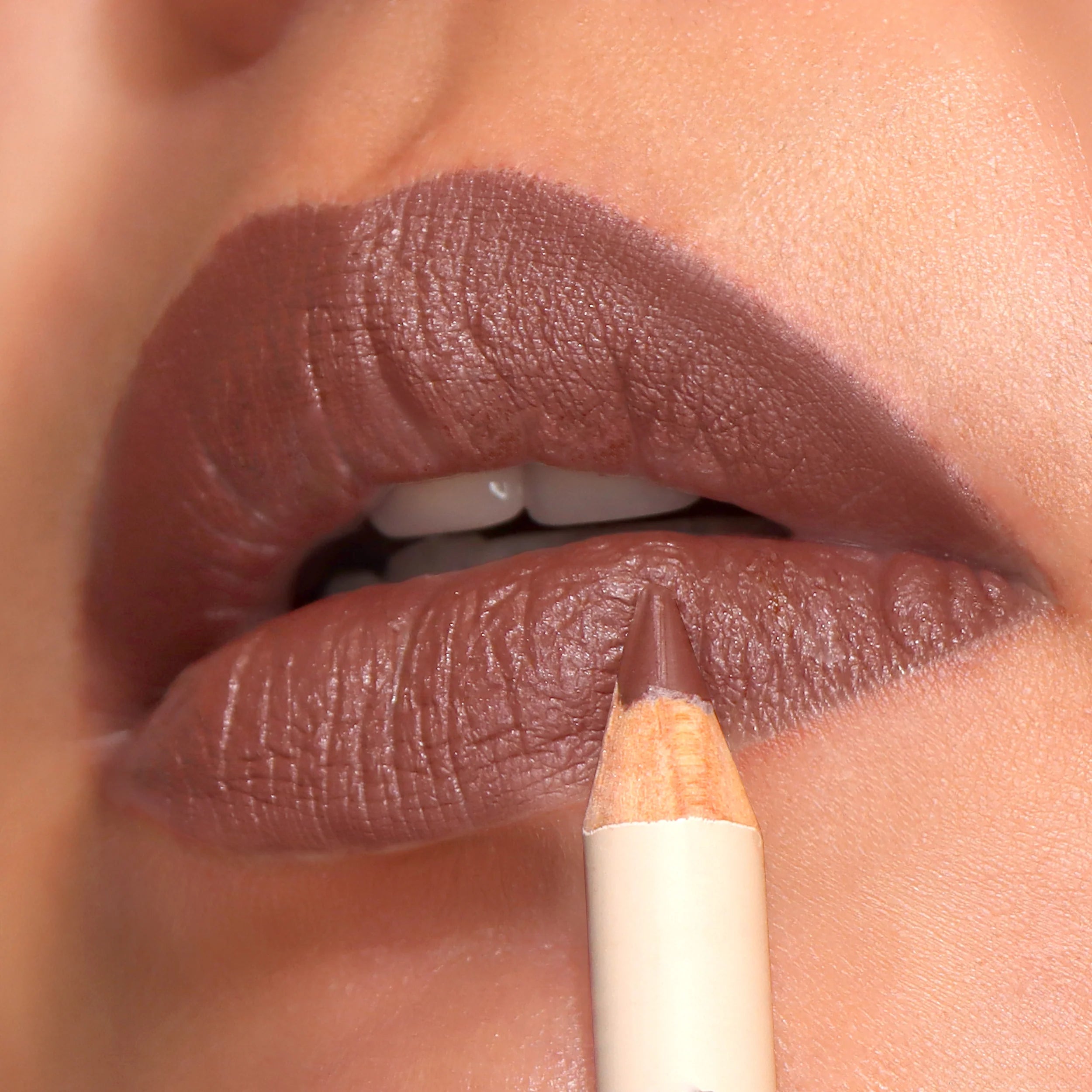 Moira Must-Have Lip Liner - (Rose Beige) مويرا - محدد شفاه - روز بيج