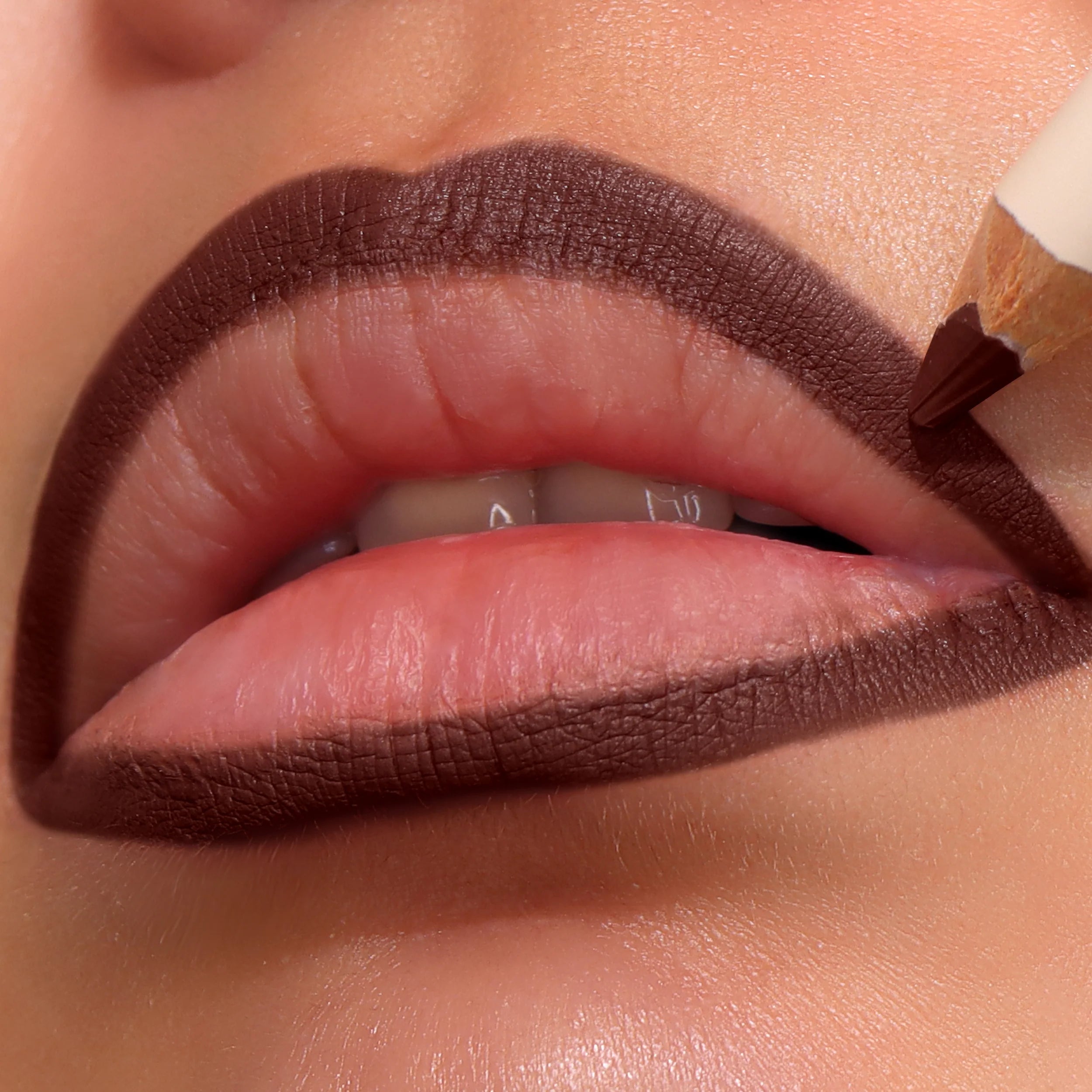 Moira Must-Have Lip Liner - (Mocha) مويرا - محدد شفاه - (موكا)