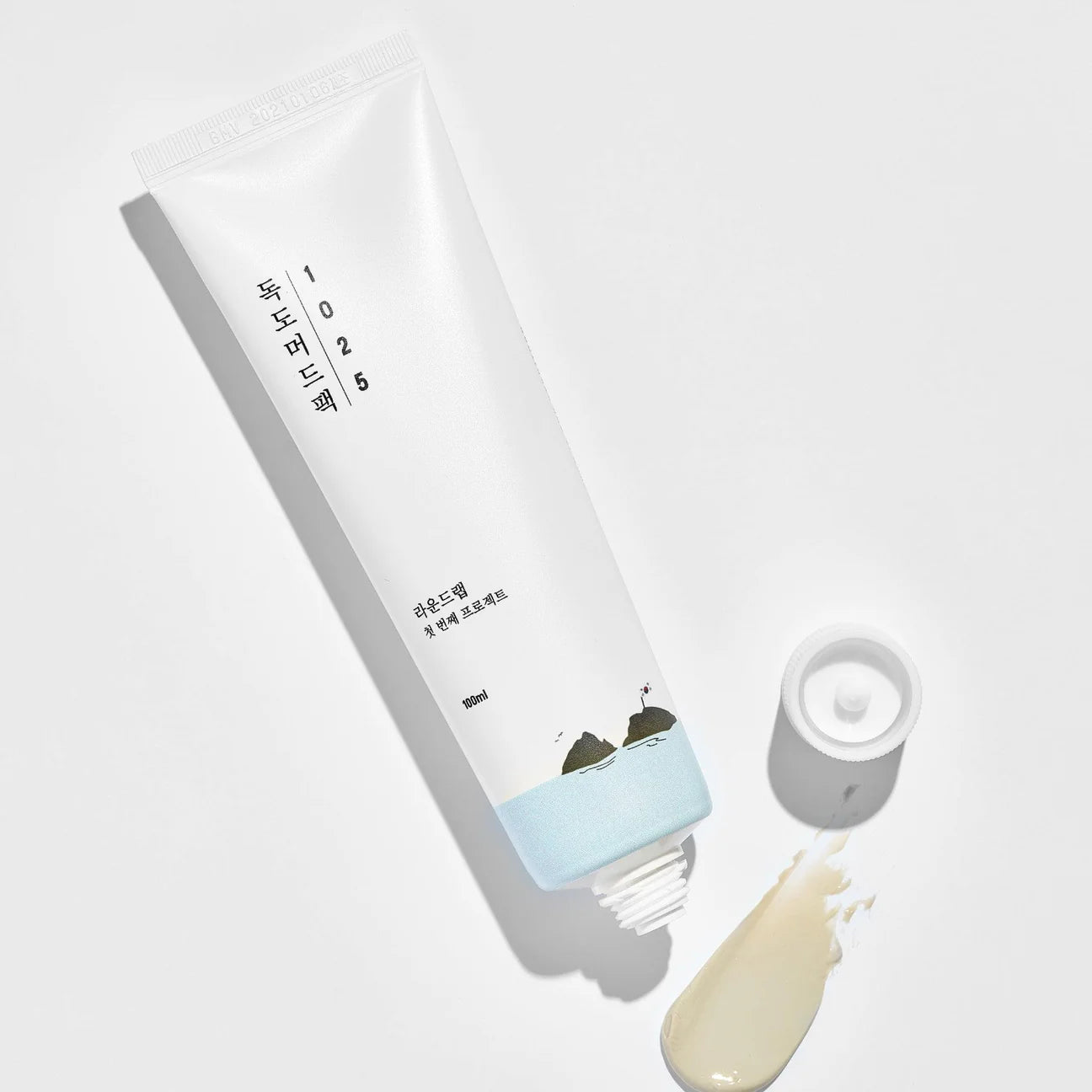 Round Lab - 1025 Dokdo Mud Pack_100ml (Tube Type) راوند لاب - قناع الطين للوجه