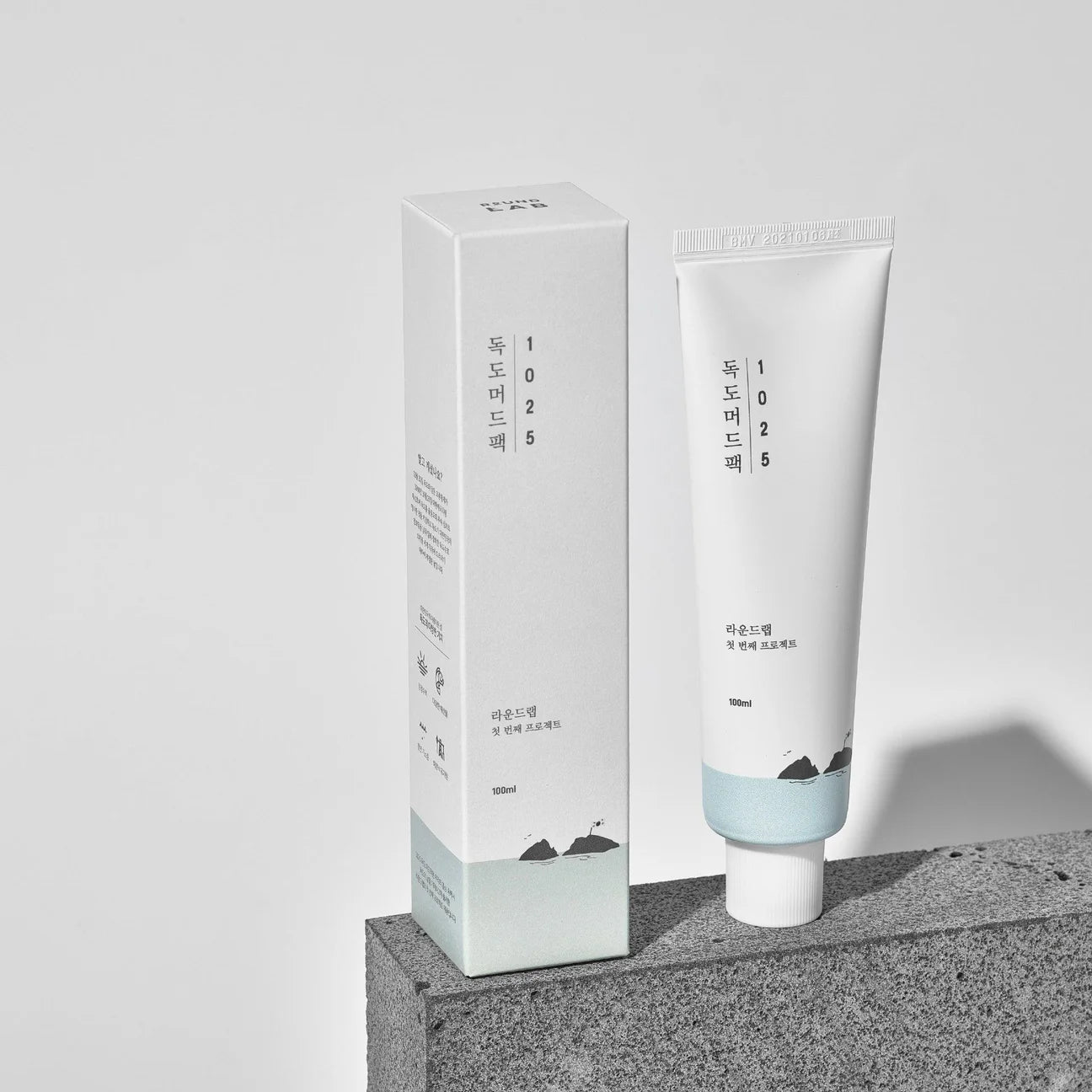 Round Lab - 1025 Dokdo Mud Pack_100ml (Tube Type) راوند لاب - قناع الطين للوجه