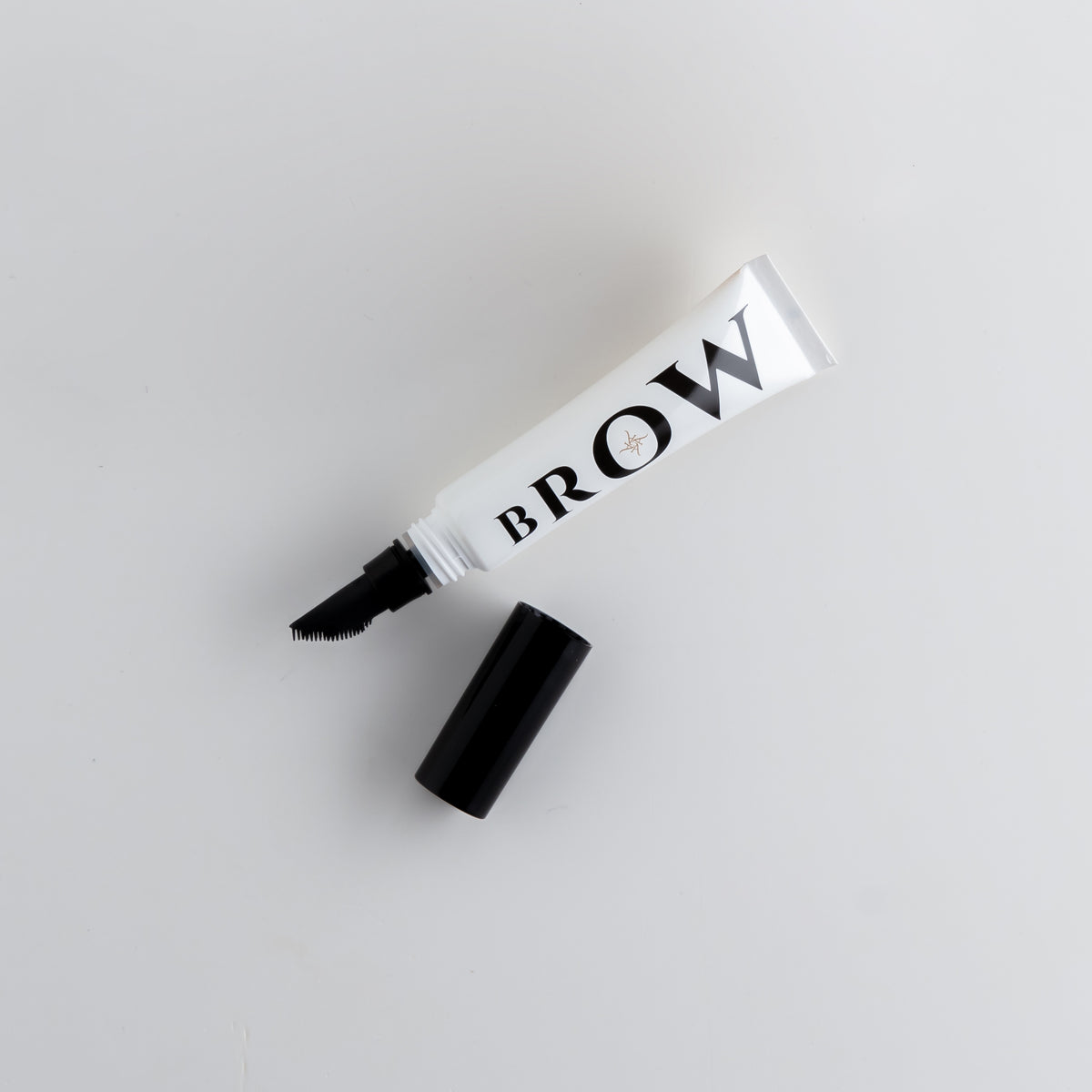 Addoony Hold & Shine Brow Jelly أدوني هولد آند شاين جل الحواجب