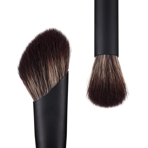 Hearts Dual-ended precision contour brush B008 فرشاة كونتور دقيقة مزدوجة الأطراف