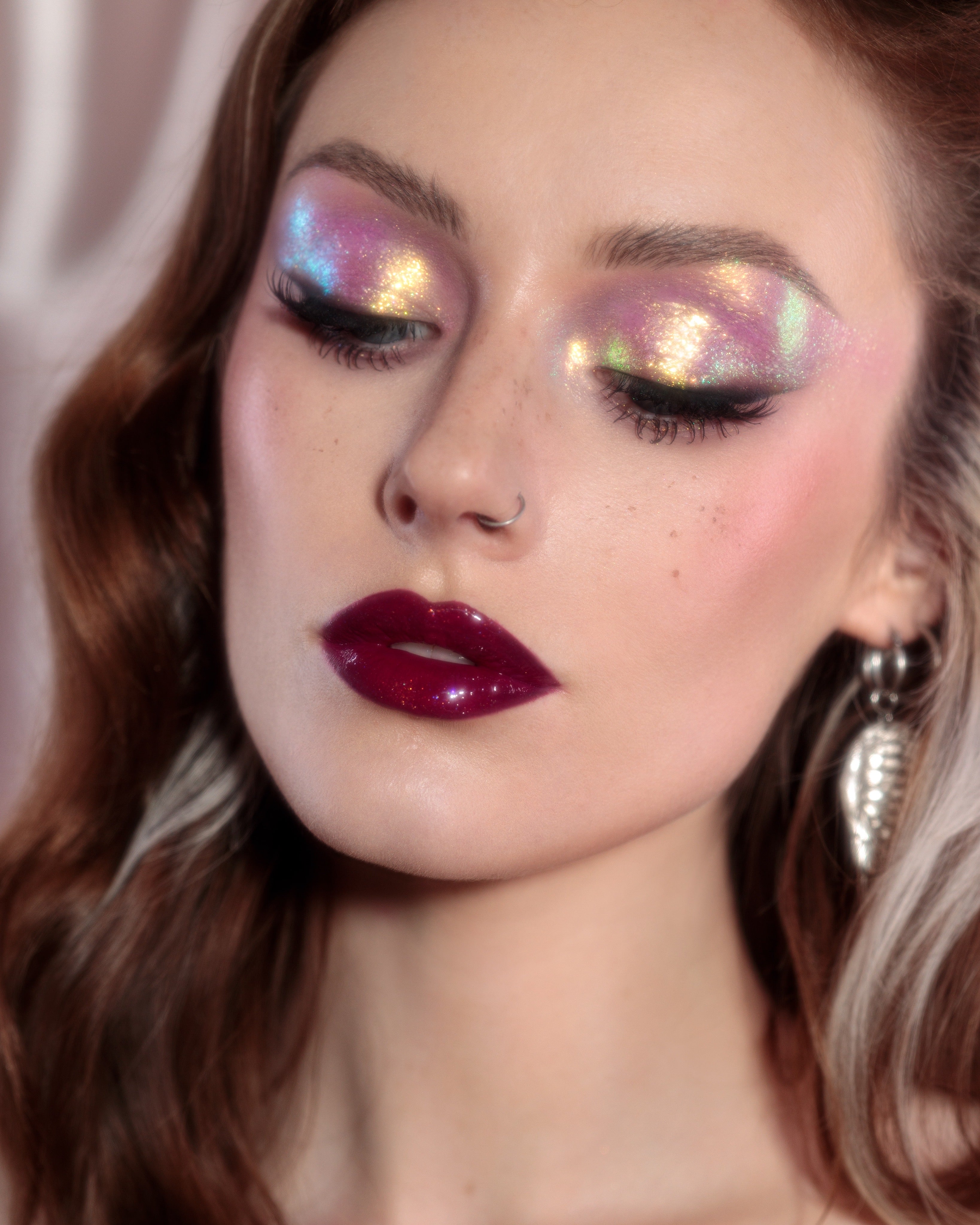 Karla Cosmetics Opal Moonstone Multichrome Loose Eyeshadow (Boujee Bae) ظلال عيون كارلا كوزمتكس اوبال مونستون متعددة الكروم (بوجي باي)