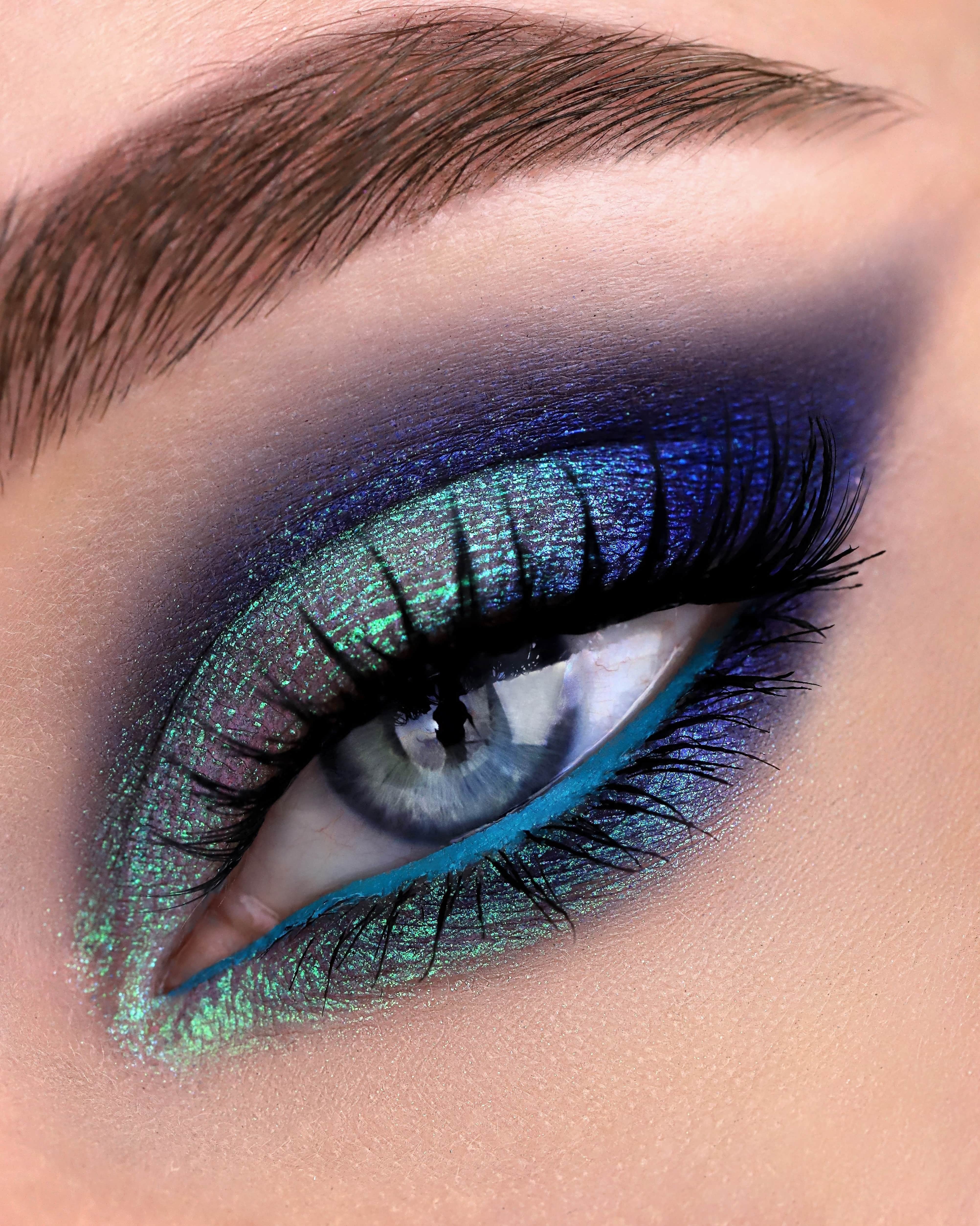 Karla Cosmetics Opal Multichrome Loose Eyeshadow (Chill) كارلا - شادو باودر كروم للعين