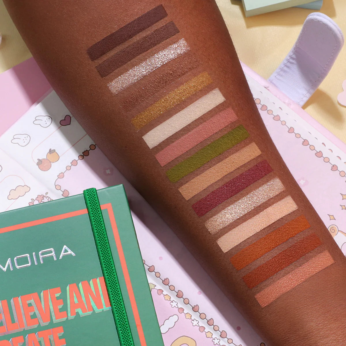 Moira Believe and Create your own destiny pressed pigment palette - باليت ظلال عيون