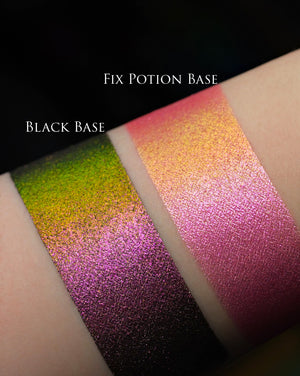 Karla Cosmetics Opal Moonstone Multichrome Loose Eyeshadow (Drama Queen) كارلا - شادو باودر كروم للعين