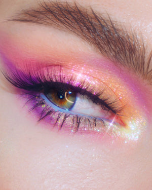 Karla Cosmetics Opal Moonstone Multichrome Loose Eyeshadow (Drama Queen) كارلا - شادو باودر كروم للعين