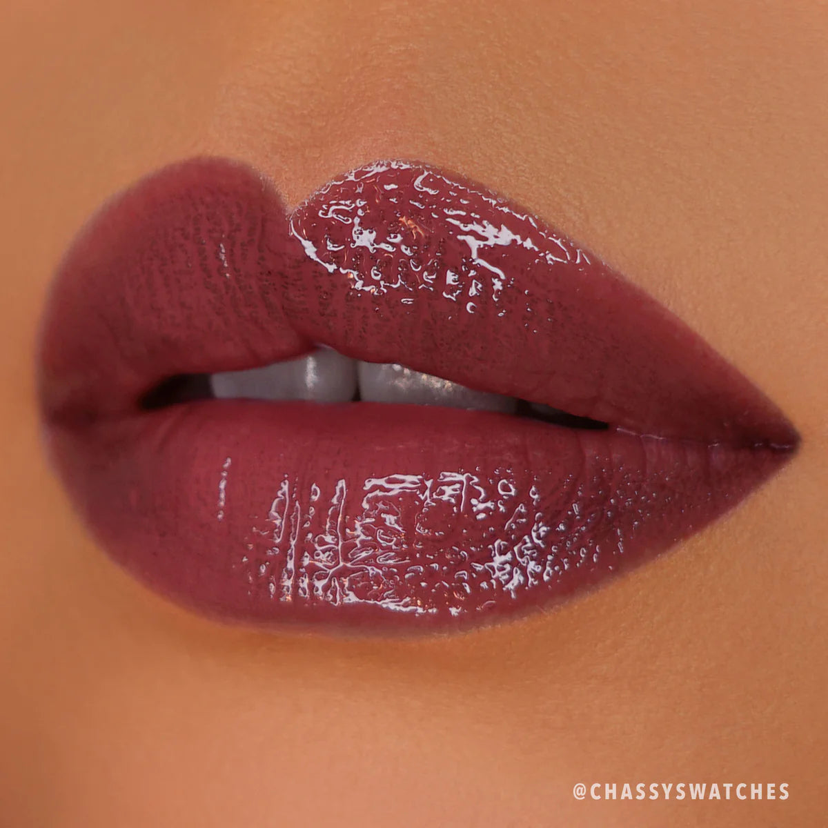 Moira Glow Getter Hydrating Lip Oil - (Lovely Rose)