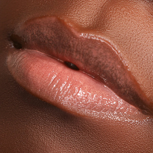 Moira Glow Getter Hydrating Lip Oil - (Soft Peach)