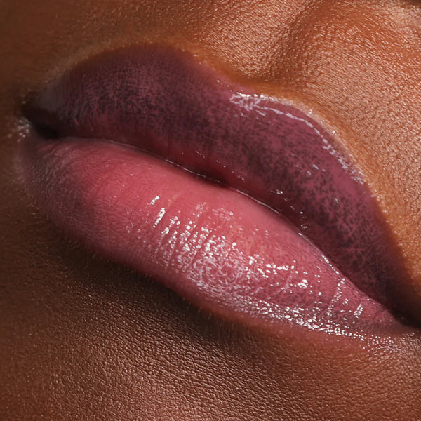 Moira Glow Getter Hydrating Lip Oil - (Only Smooches)