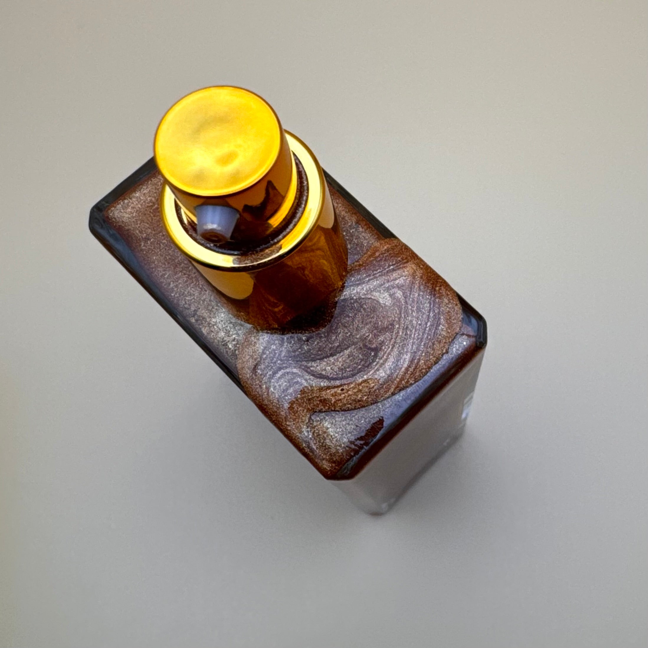 DiF - The sun loves you keep shining - زيت للتشميس