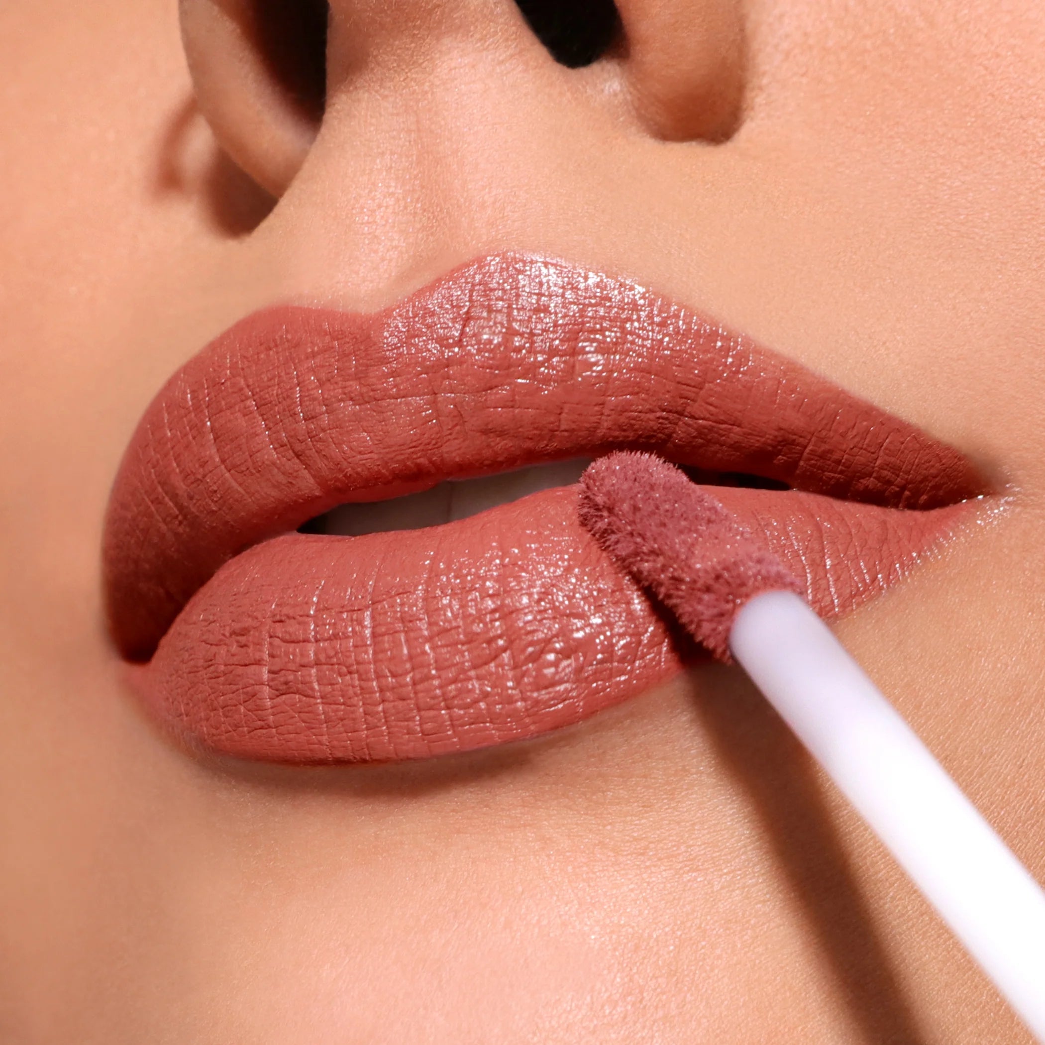 Moira Lip Divine Liquid Lipstick - (Mariposa) مويرا - روج سائل - ماريبوزا
