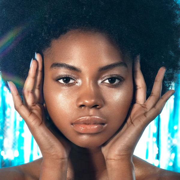 Lottie London-  Diamond Bounce illuminating powder highlighter لوتي - هايلايتر