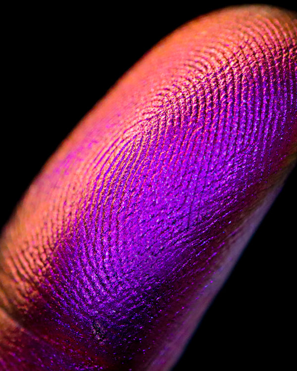 Karla Cosmetics Opal Multi chrome Loose Eyeshadow (Night Terror) كارلا - شادو باودر كروم للعين