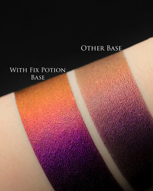 Karla Cosmetics Opal Multi chrome Loose Eyeshadow (Night Terror) كارلا - شادو باودر كروم للعين