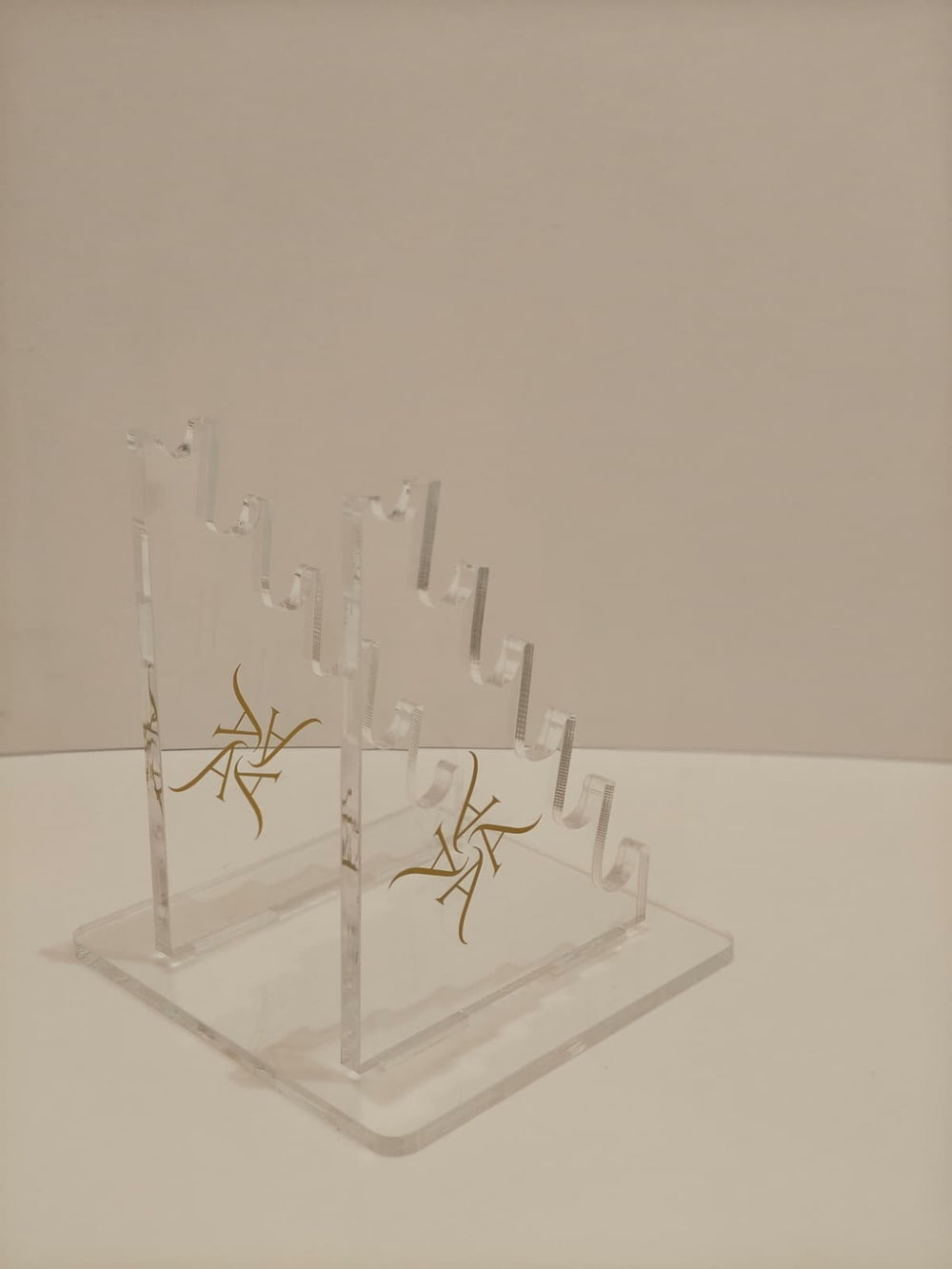 Addoony Luxe Brush Acrylic Stand