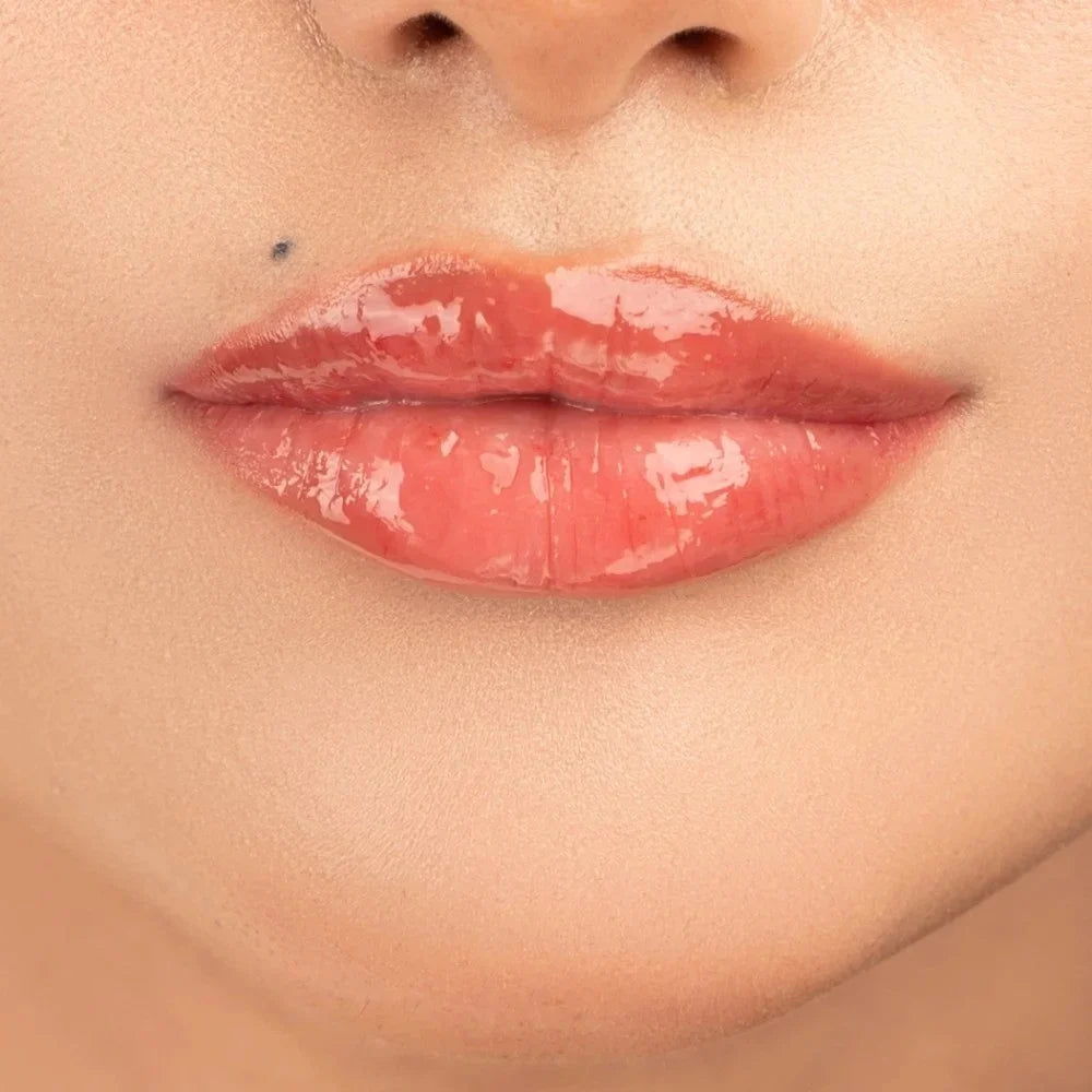 Hearts Lip Gloss 002 غلوس للشفاه