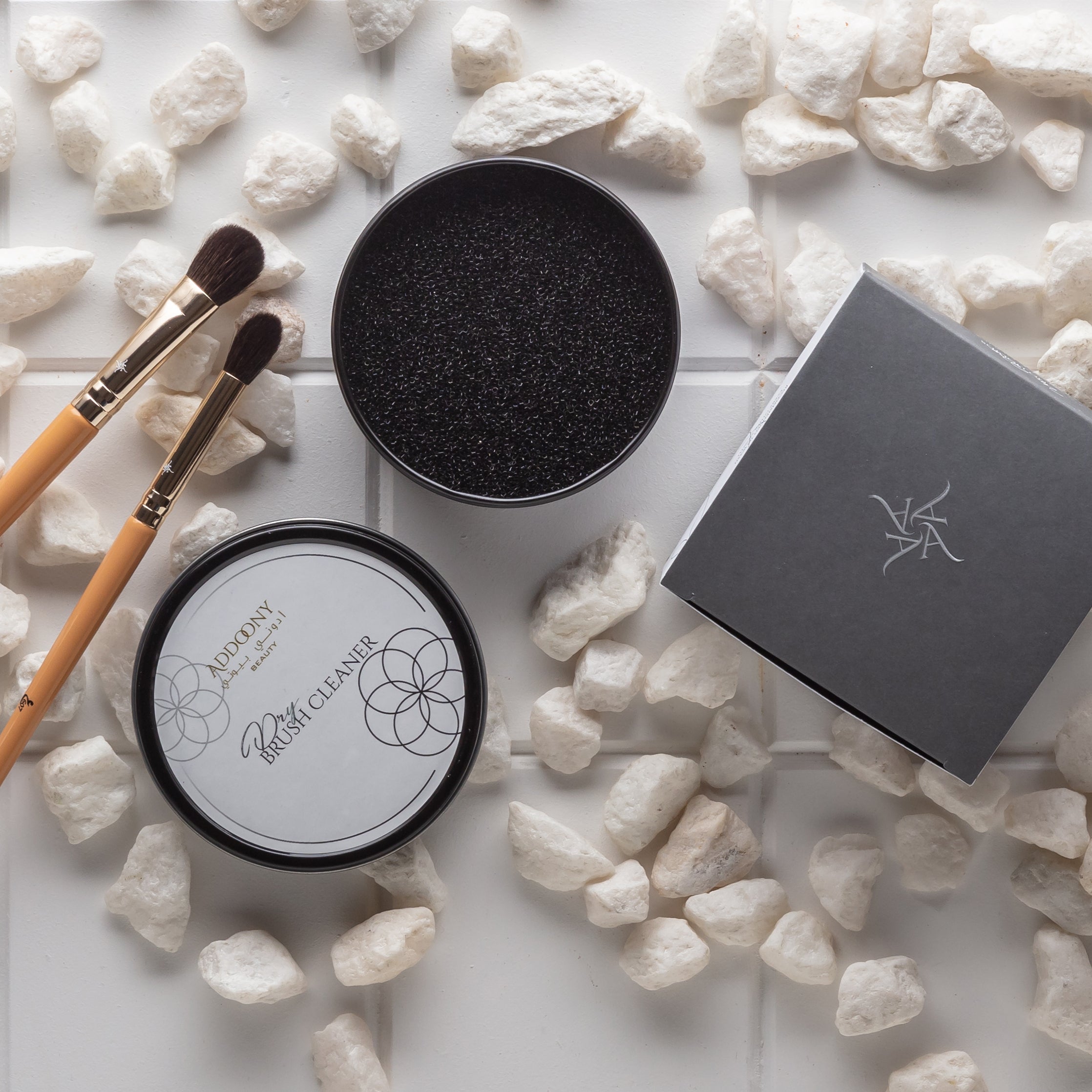 Addoony Brush Cleaner tool from Addoony Beauty Gifts, a dry cleaner for makeup brushes, shown in the image.