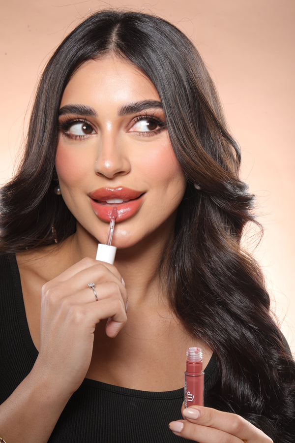Addoony About That Lip - Glossy Balm( Honey) أدوني آباوت ذات ليب - عسل