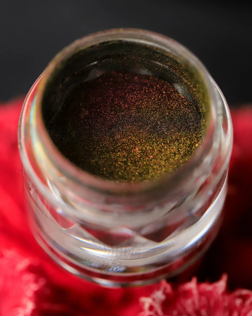 Karla Cosmetics Opal Multichrome Loose Eyeshadow (Bed Bug) كارلا - شادو باودر كروم للعين