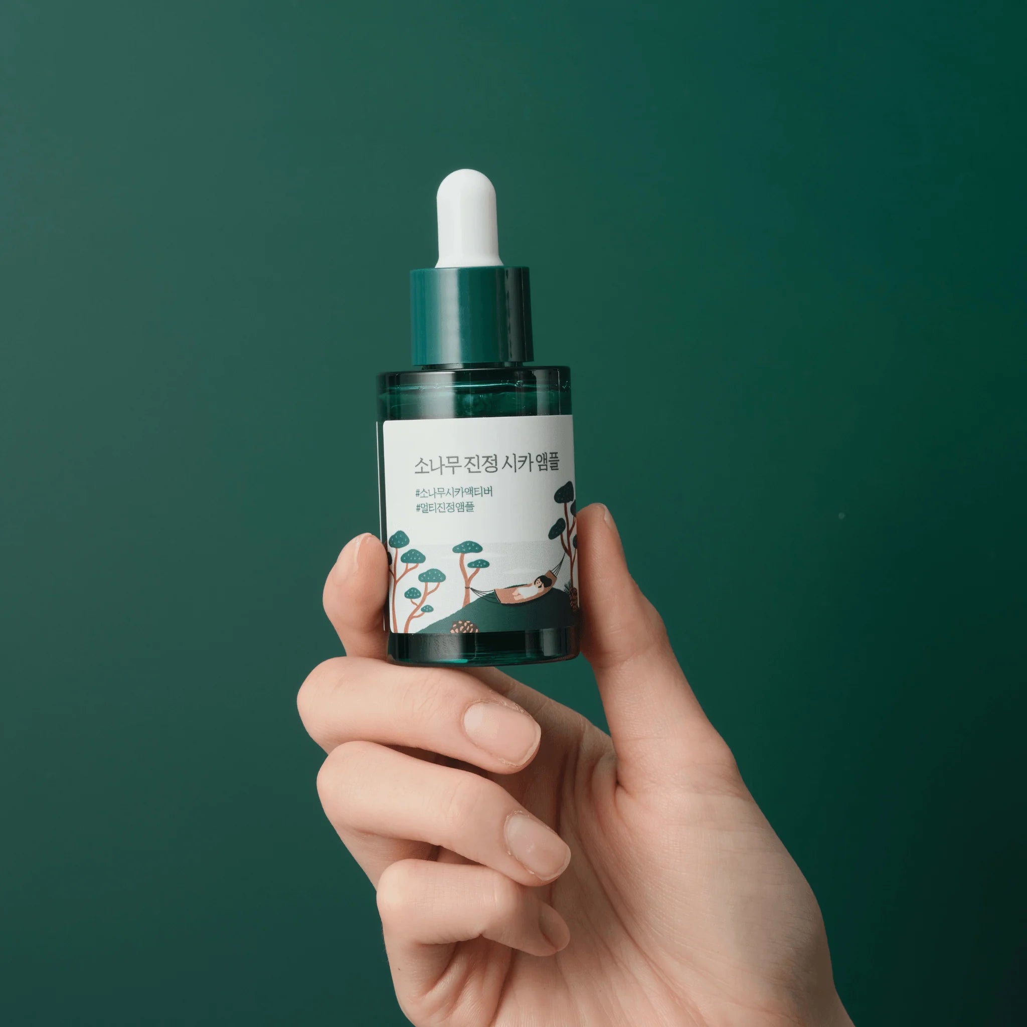 Round Lab -Pine Calming Cica Ampoule_30ml راوند لاب - سيروم سيكا لتلطيف وتهدئة البشرة بالصنوبر 30 مل