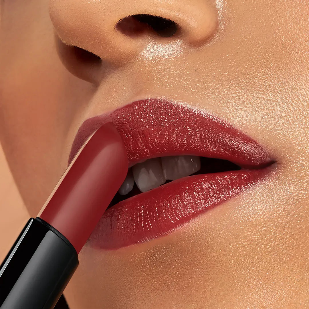 Sigma Infinity Point Lipstick (Scarlet) سيجما - روج - سكارلت