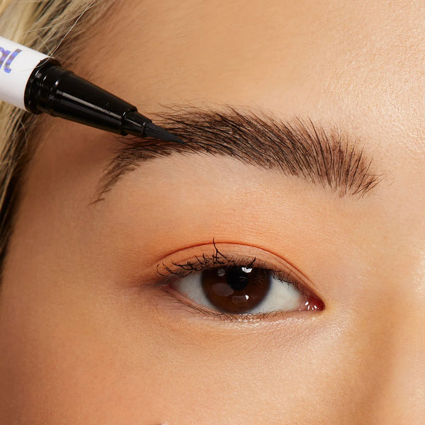 Lottie London- Arch Rival- Microfine Brow Pen Brown  لوتي - قلم للحواجب