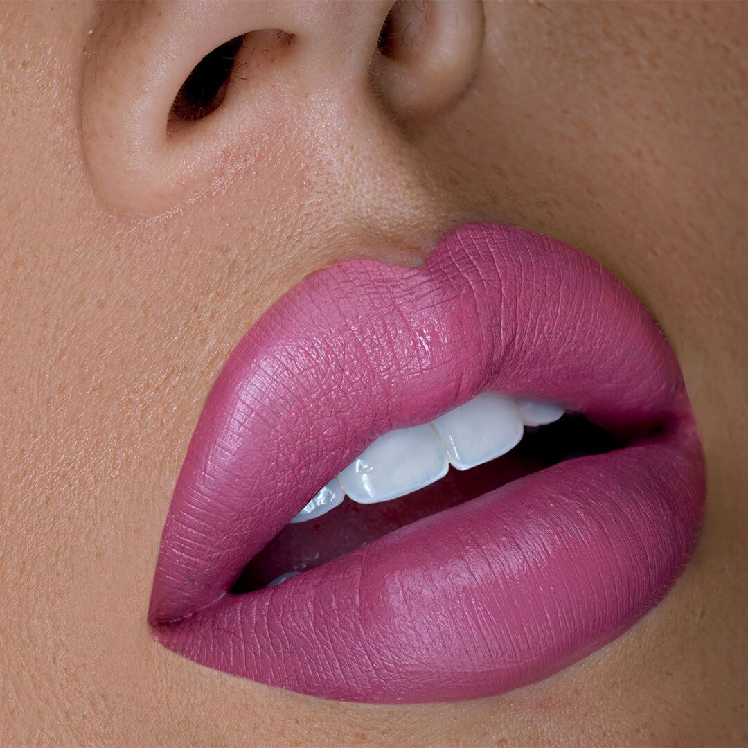 Sigma Liquid Lipstick (Awaken) سيجما: روج سائل مطفي-أواكين